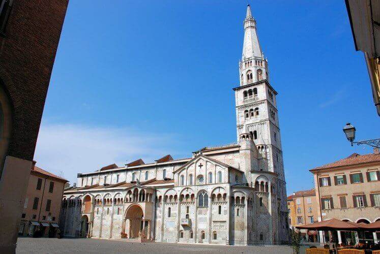 #ArtSpecialUNESCO - La Cattedrale, la Torre Civica e Piazza Grande a Modena