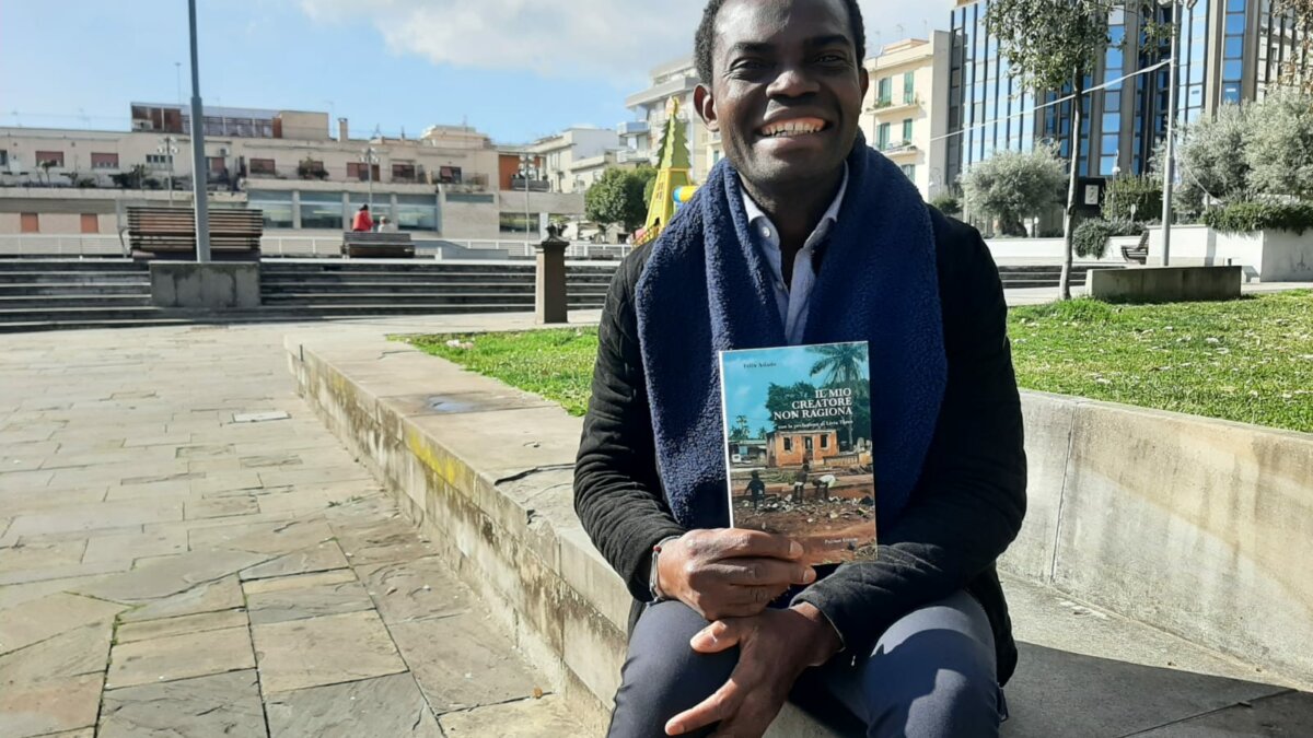 “Il mio creatore non ragiona”, l’immigrato Felix Adado racconta l’origine del suo viaggio per la pace